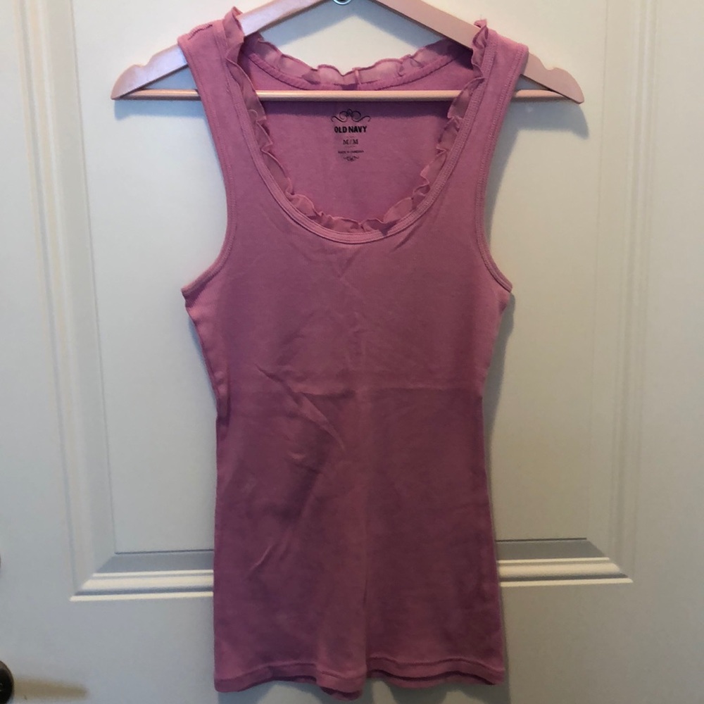 Lilac colored tank with ruffle trim 💜